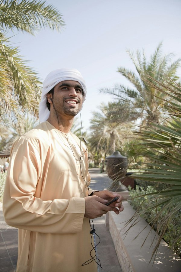 Découvrez le qamis pakistanais : élégance à partir de 44,90€